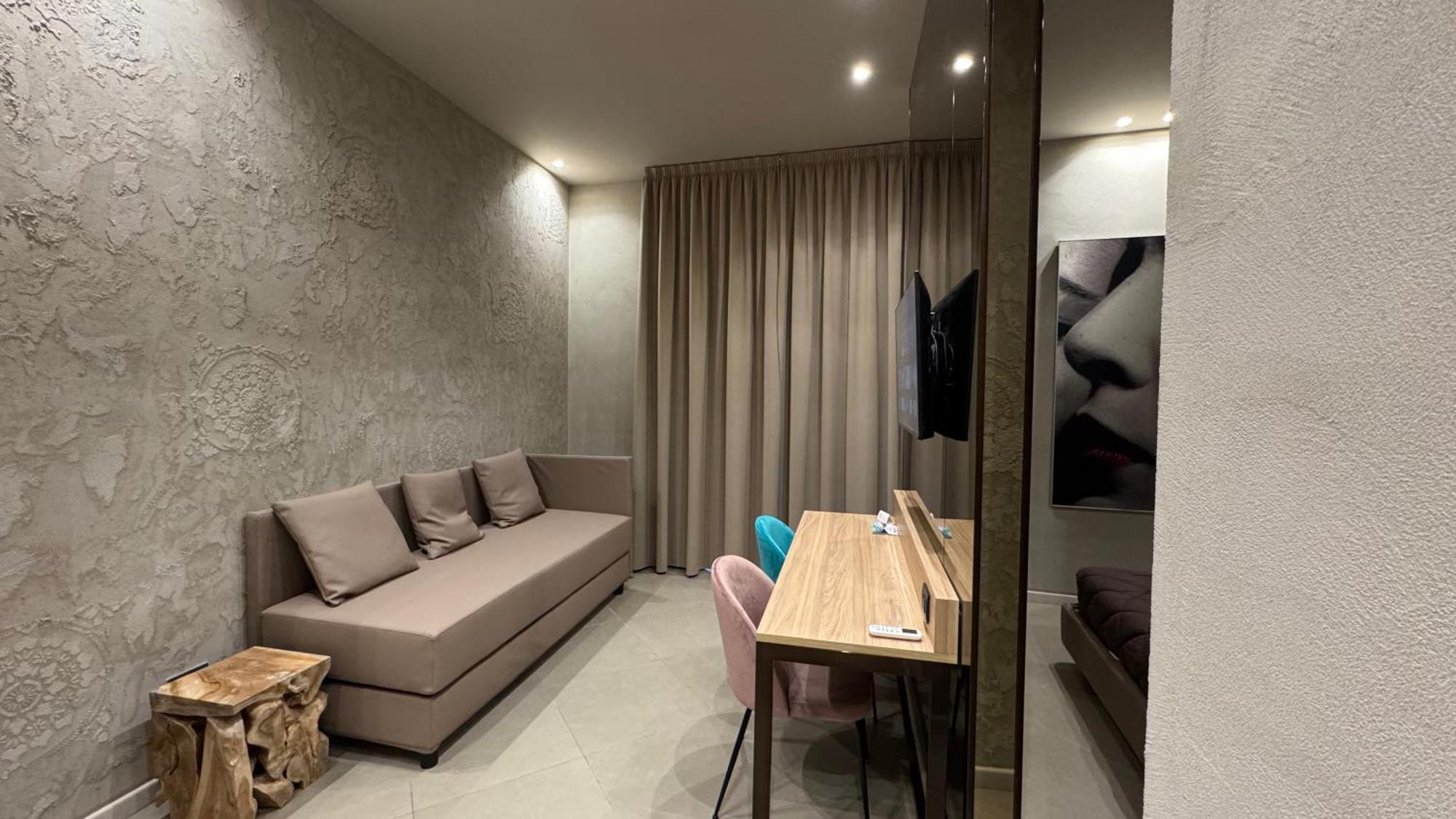 Tropicana Room 카세르타 외부 사진